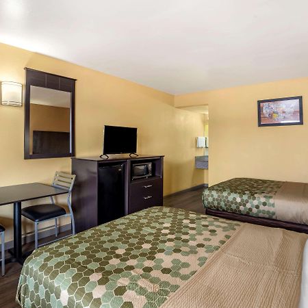 Econo Lodge Easton Route 50 Екстер'єр фото